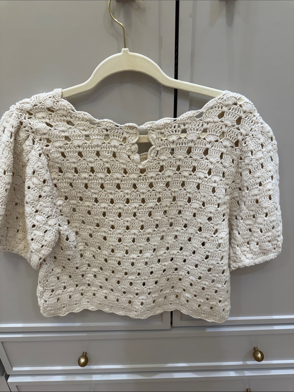 INTERMIX Ivory Crochet Puff-Sleeve Crop Top - Picture 2 of 2